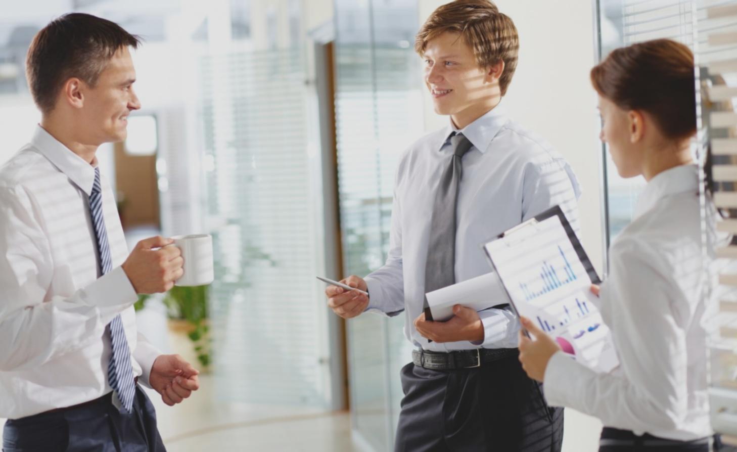 Analyse financière approfondie avec tableaux de bord et données de performance